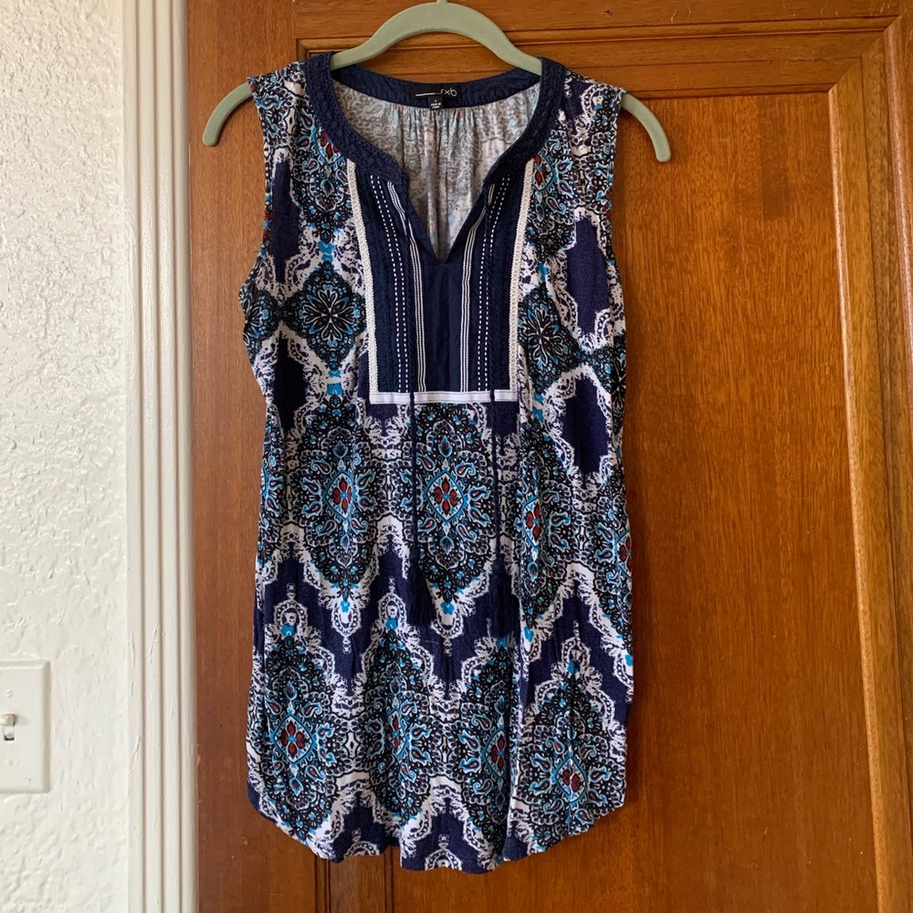 Beautiful EUC top!
